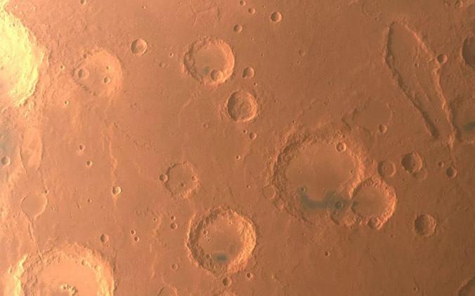 Tàu vũ trụ Trung Quốc chụp ảnh toàn bộ bề mặt Hỏa tinh