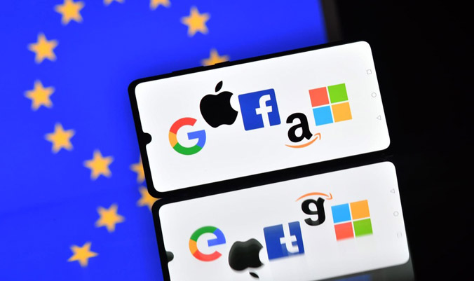 Châu Âu sắp tước đi miếng mồi của Facebook, Google