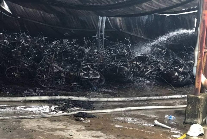 250 xe máy của công nhân bị thiêu rụi trong vụ hỏa hoạn ở công ty may
