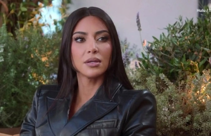 Kim Kardashian mệt mỏi vì Kanye West