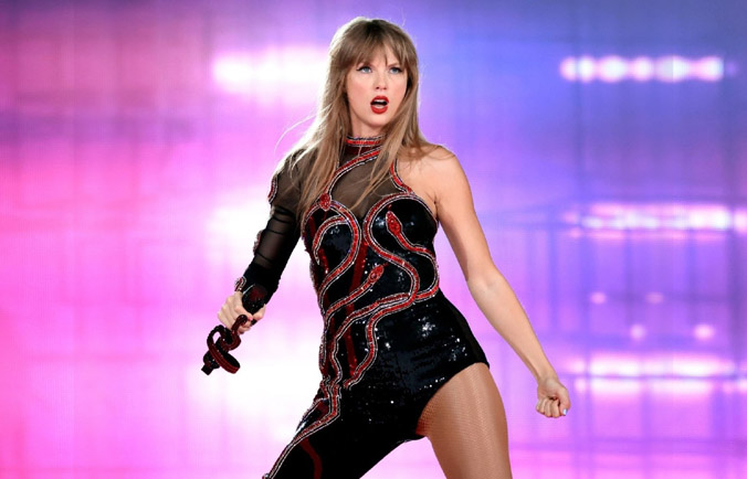 Taylor Swift xoay chuyển nền công nghiệp âm nhạc