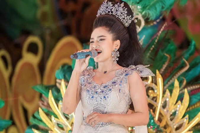 Nữ ca sĩ Thái Lan qua đời do ngã xuống bể bơi ở bữa tiệc