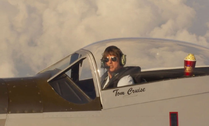 Tom Cruise lái phi cơ khi phát biểu nhận giải MTV Awards