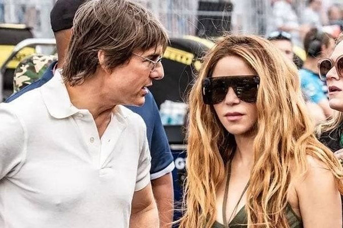 Shakira phủ nhận hẹn hò Tom Cruise