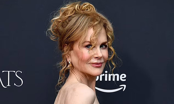 Nicole Kidman từng khổ sở vì cao