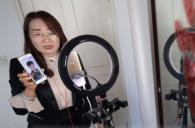 Giới trẻ Trung Quốc tìm người yêu qua livestream