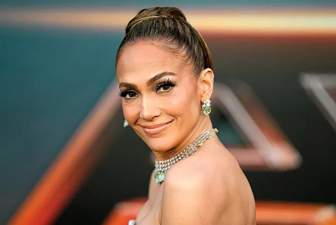 Jennifer Lopez hủy concert giữa tin đồn hôn nhân trục trặc