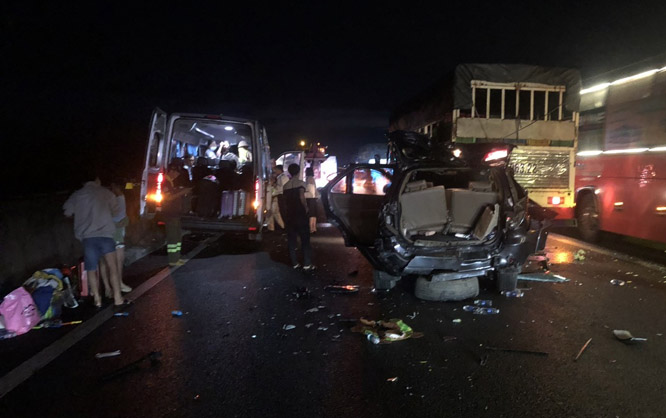 Tai nạn liên hoàn trên cao tốc TPHCM - Trung Lương, 11 người nhập viện cấp cứu